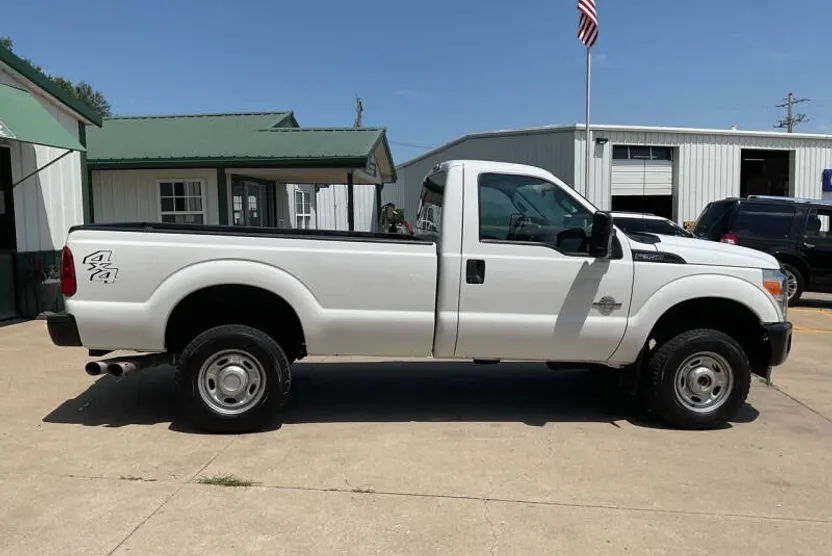 2015 Ford F-350 XL photo 1
