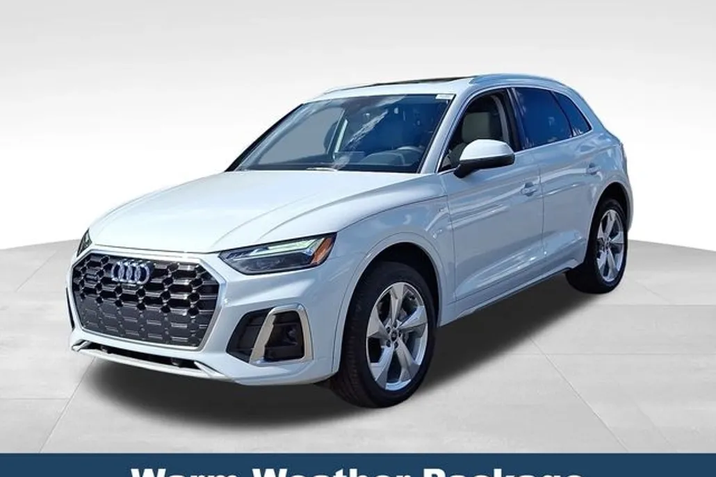 2024 Audi Q5 45 S line Premium Plus photo 1