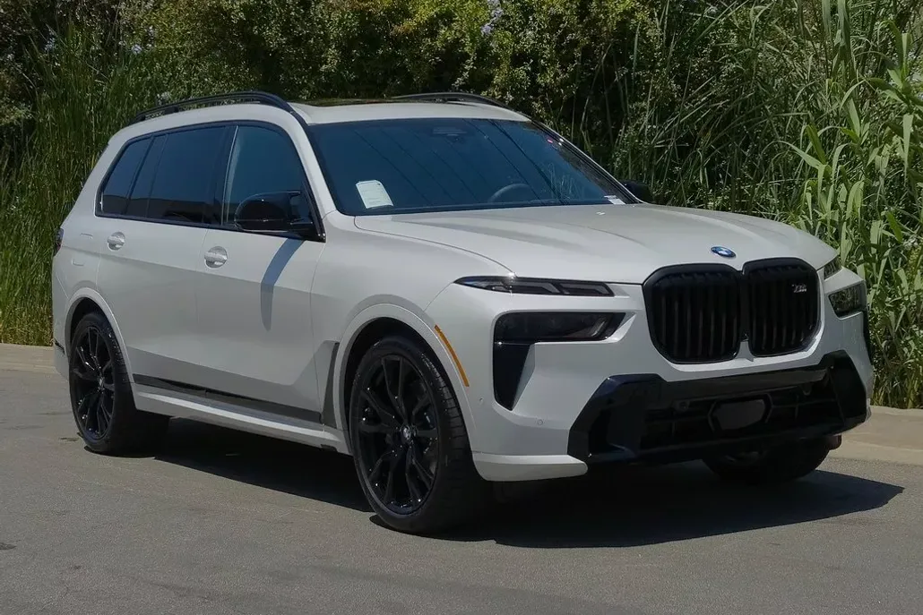 2026 Bmw X7 M60i photo 1