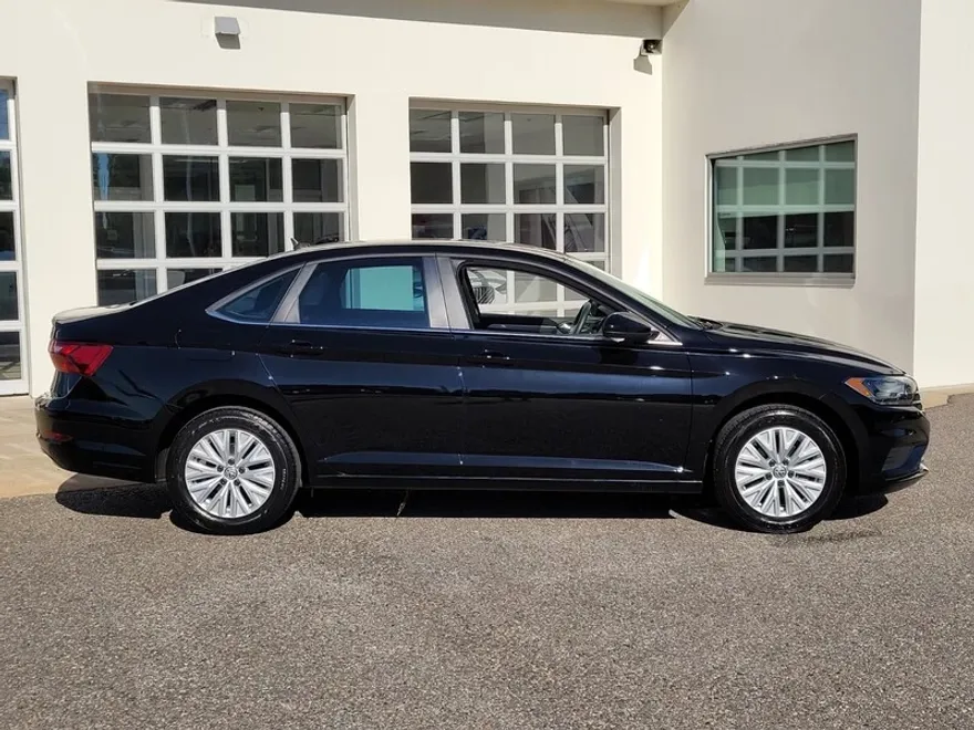 2020 Volkswagen Jetta S photo 1