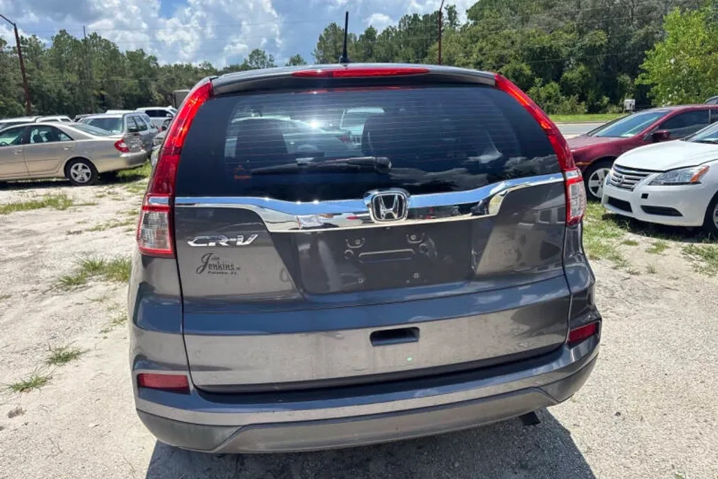 2015 Honda CR-V LX photo 1