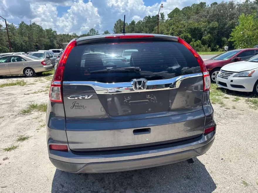2015 Honda CR-V LX photo 1