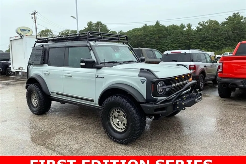 2021 Ford Bronco First Edition photo 1