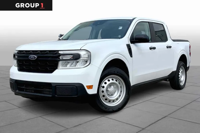 2022 Ford Maverick XL photo 1