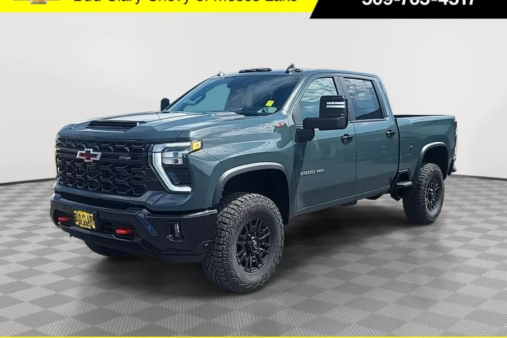 2025 Chevrolet Silverado 2500HD LT photo 1