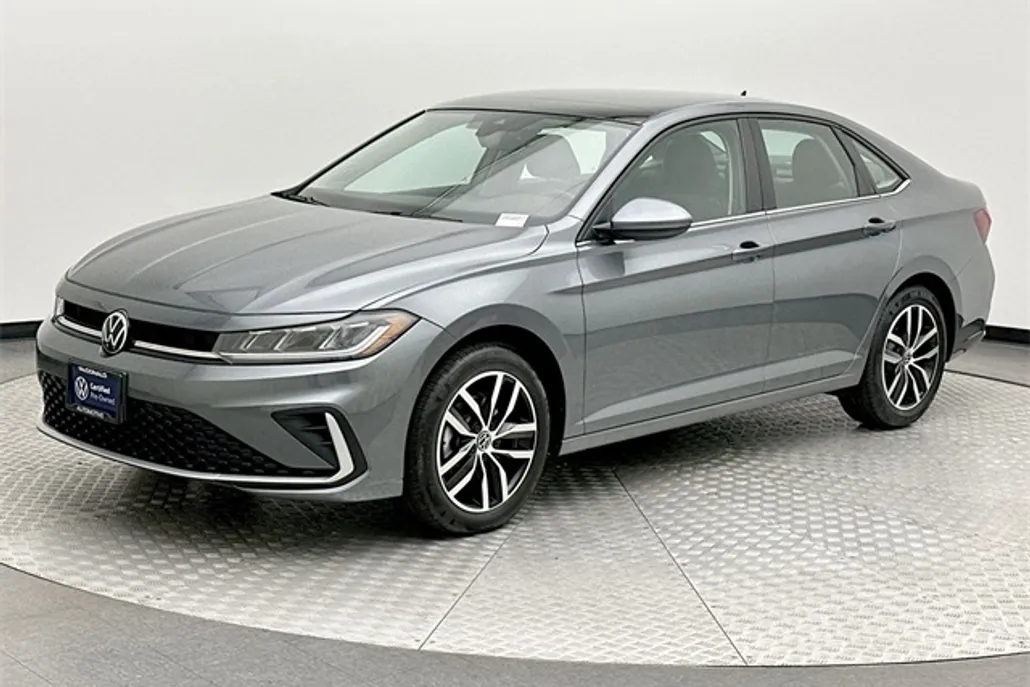2025 Volkswagen Jetta 1.5T SE photo 1
