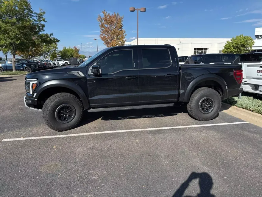 2024 Ford F-150 Raptor photo 1