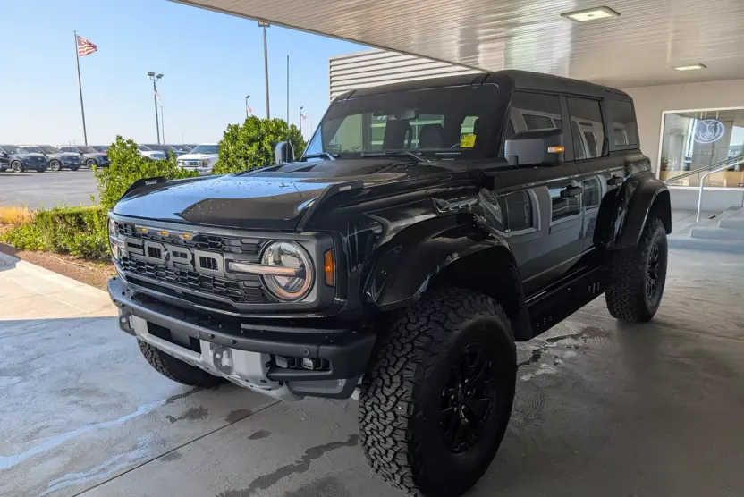 2024 Ford Bronco Raptor photo 1