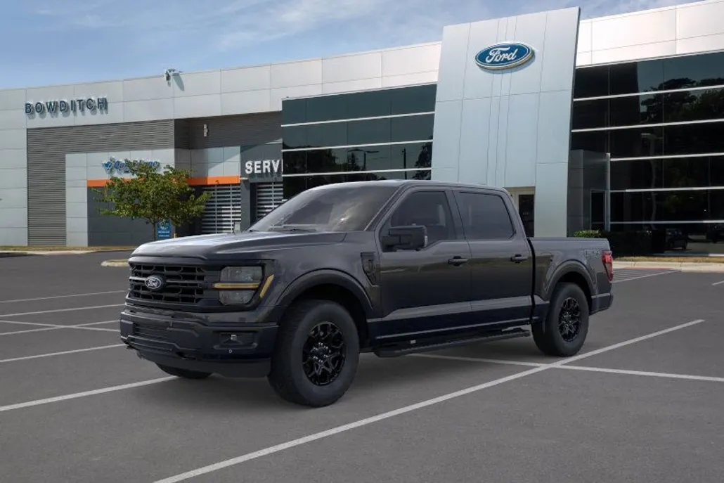 2025 Ford F-150 XLT photo 1