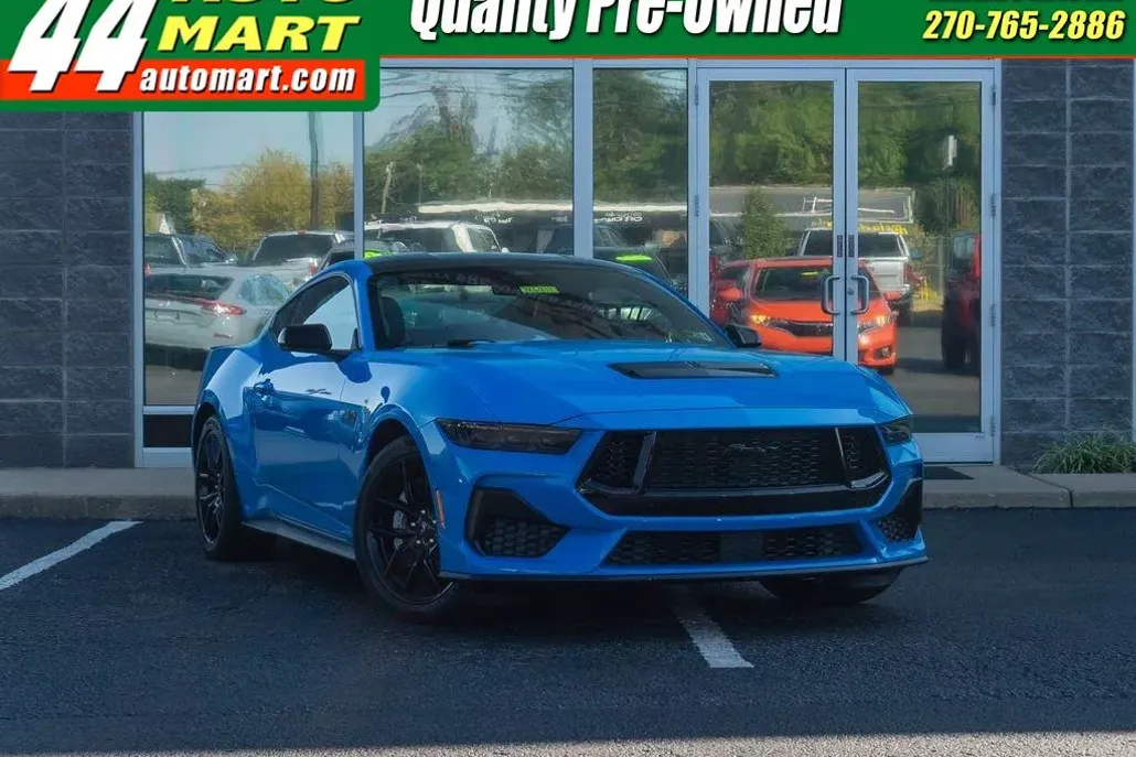 2024 Ford Mustang GT Premium photo 1
