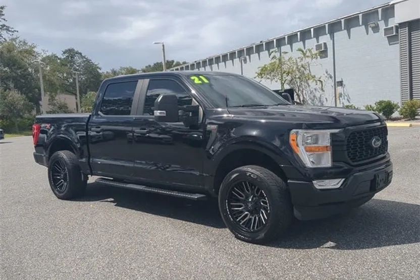 2021 Ford F-150 XL photo 1