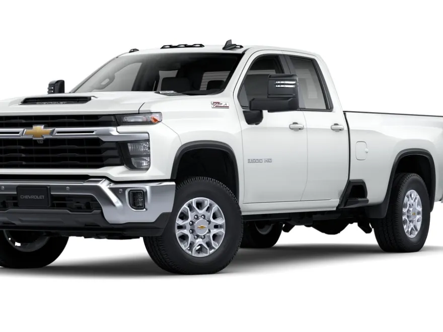 2025 Chevrolet Silverado 3500HD LT photo 1