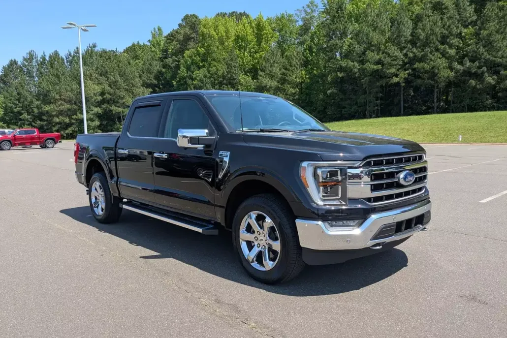 2023 Ford F-150 Lariat photo 1