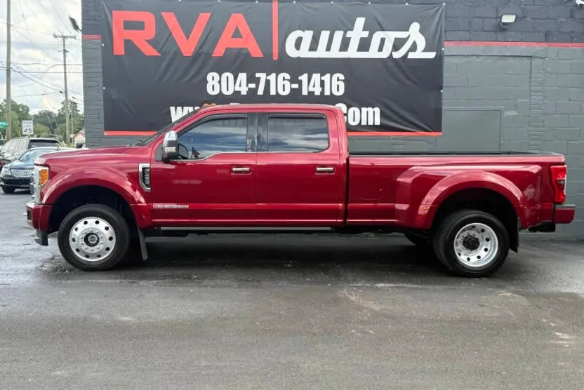 2017 Ford F-450 Platinum photo 1
