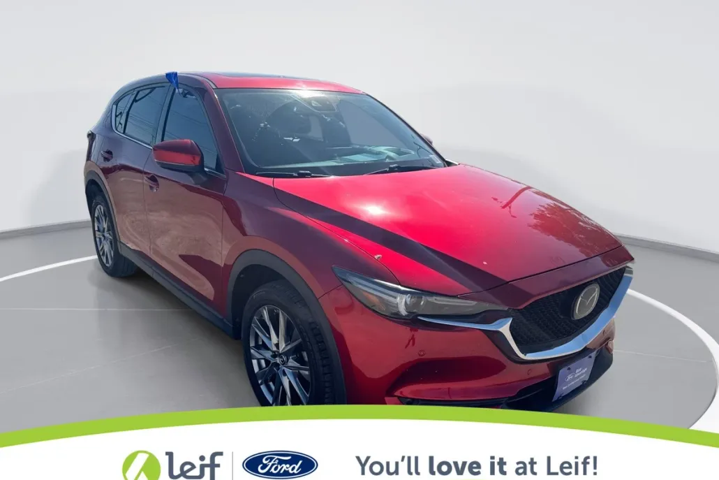 2020 Mazda CX-5 Signature photo 1
