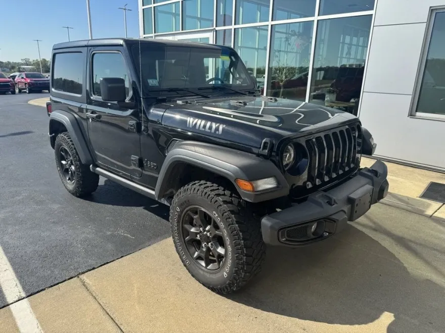 2022 Jeep Wrangler Willys photo 1