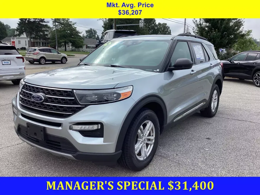 2024 Ford Explorer XLT photo 1