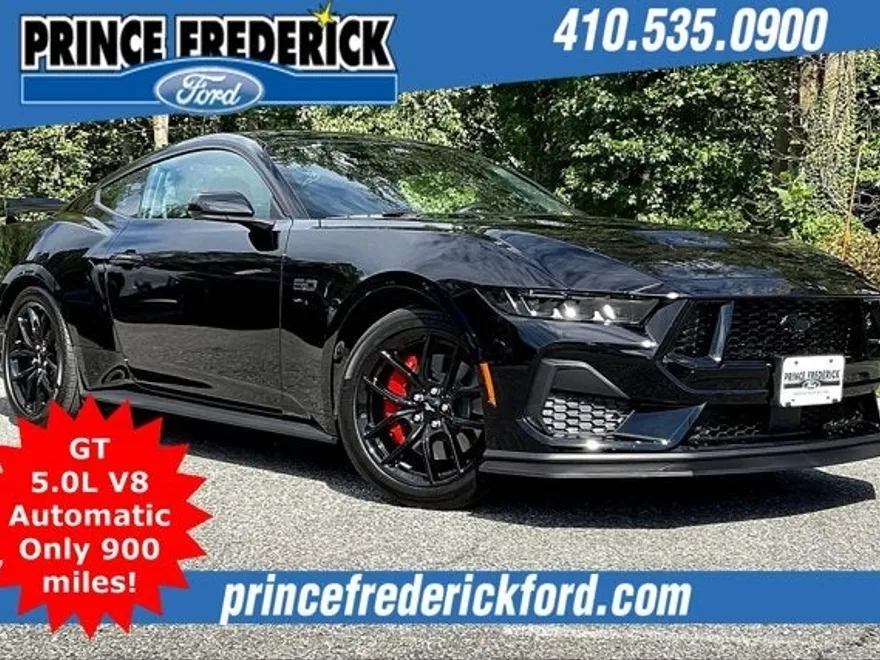 2025 Ford Mustang GT photo 1