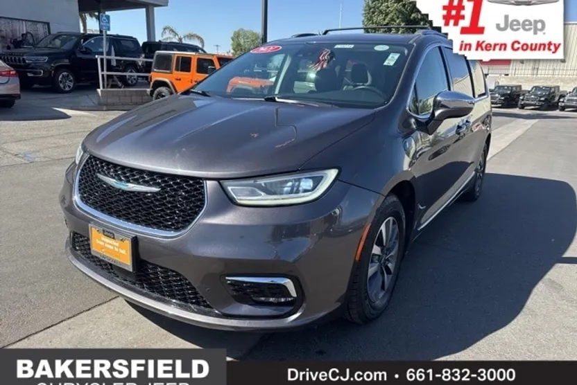 2021 Chrysler Pacifica Hybrid Limited photo 1