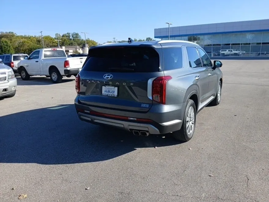 2024 Hyundai Palisade SEL photo 1