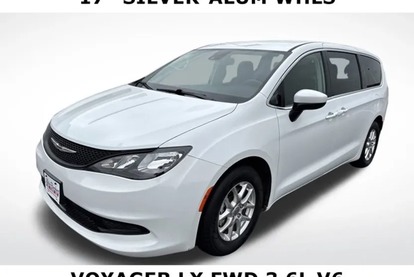 2023 Chrysler Voyager LX photo 1