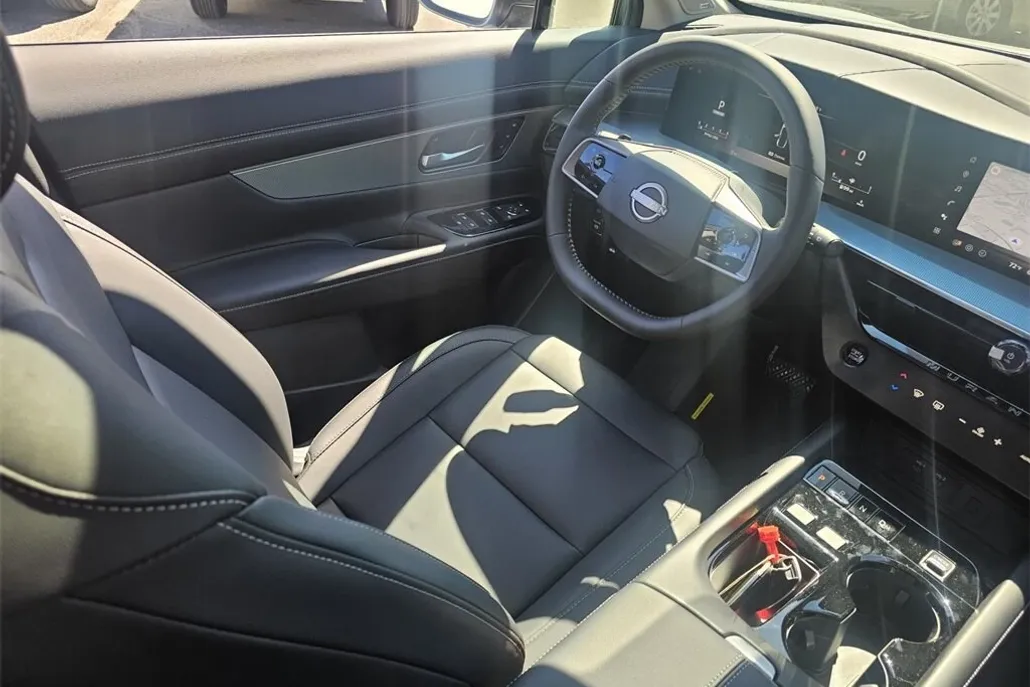 2025 Nissan Murano SL photo 1