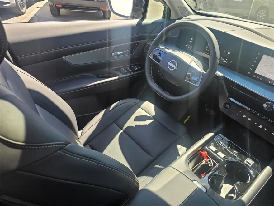 2025 Nissan Murano SL photo 1