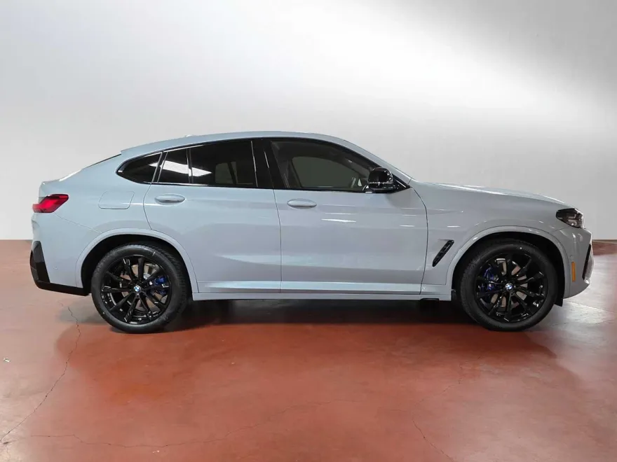 2025 Bmw X4 M40i photo 1