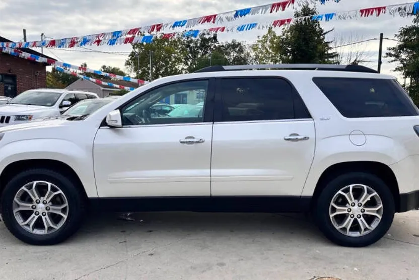 2014 Gmc Acadia SLT photo 1