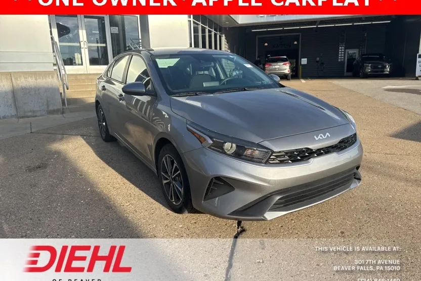 2023 Kia Forte LXS photo 1