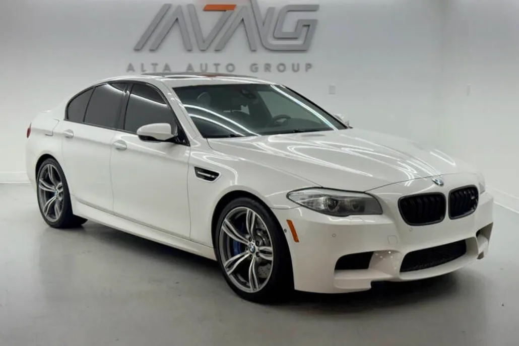 2013 Bmw M5 5 Sedan photo 1