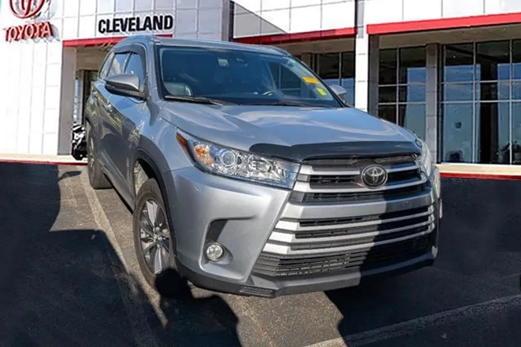 2018 Toyota Highlander XLE photo 1