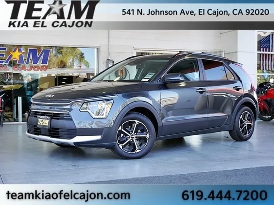 2025 Kia Niro EX photo 1