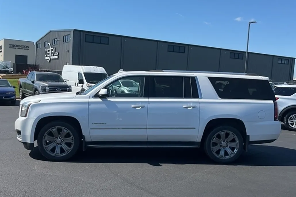 2016 Gmc Yukon XL Denali photo 1