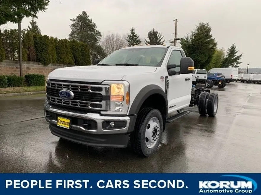 2024 Ford F-450 photo 1
