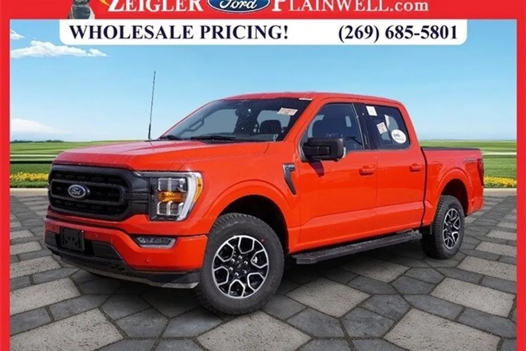 2023 Ford F-150 XLT photo 1