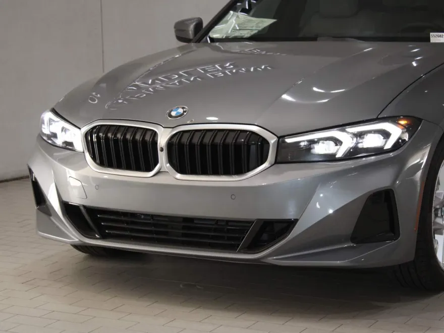 2025 Bmw 330i photo 1