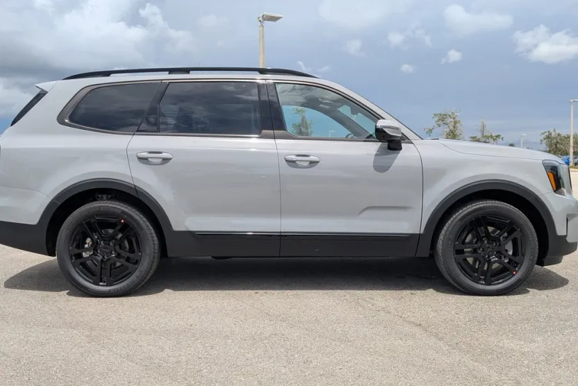 2025 Kia Telluride X-Line X-Pro photo 1