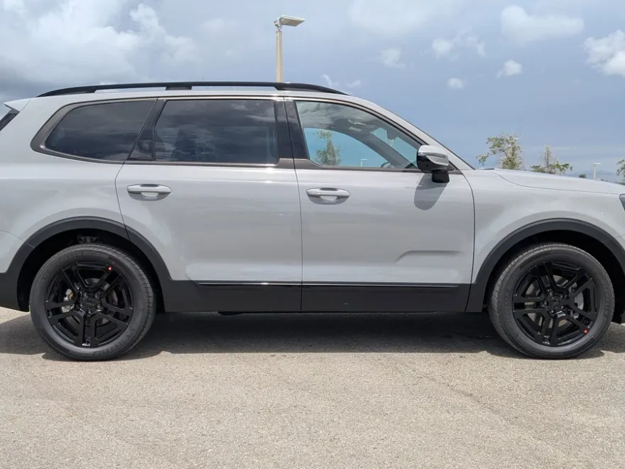 2025 Kia Telluride X-Line X-Pro photo 1