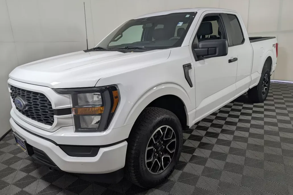 2023 Ford F-150 STX photo 1