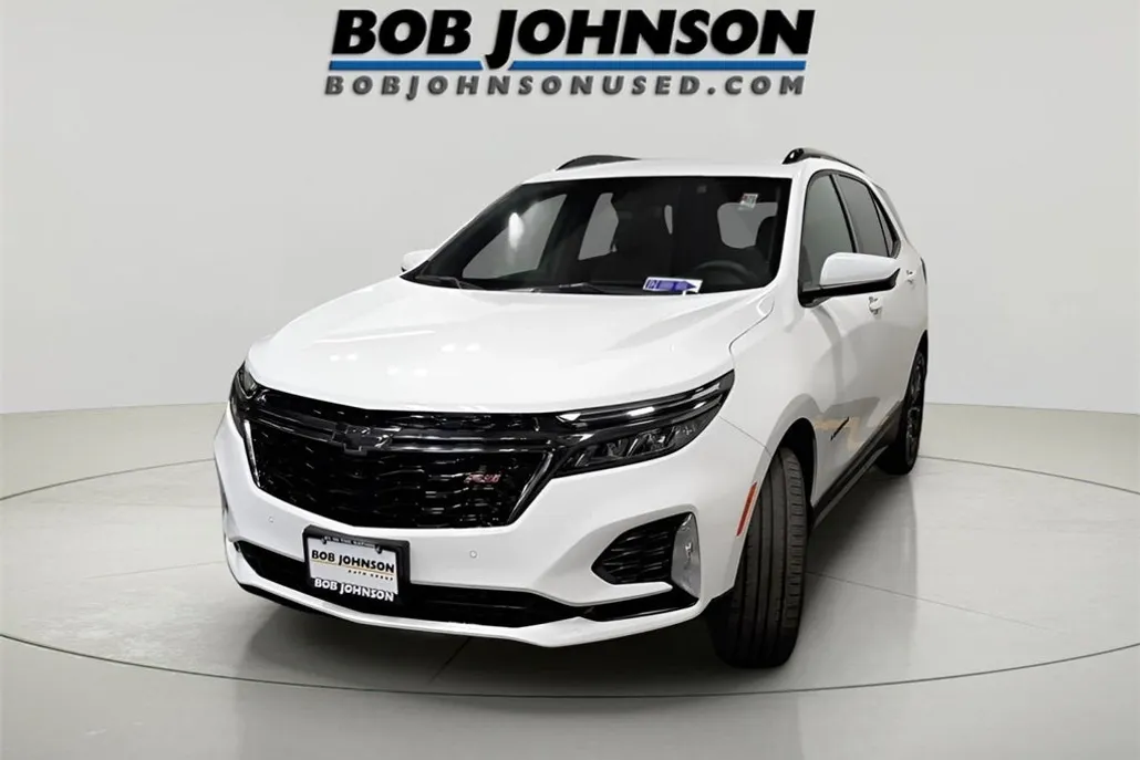 2022 Chevrolet Equinox RS photo 1