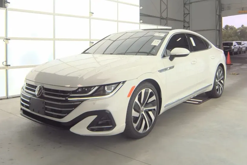 2021 Volkswagen Arteon SEL R-Line photo 1