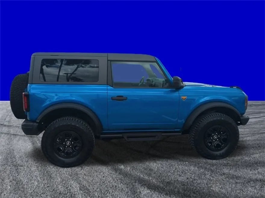 2023 Ford Bronco Badlands photo 1