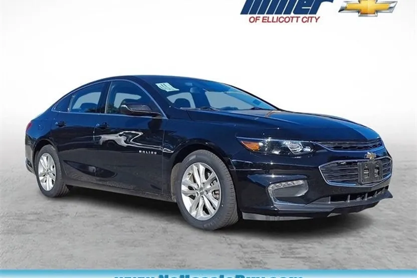 2018 Chevrolet Malibu 1LT photo 1