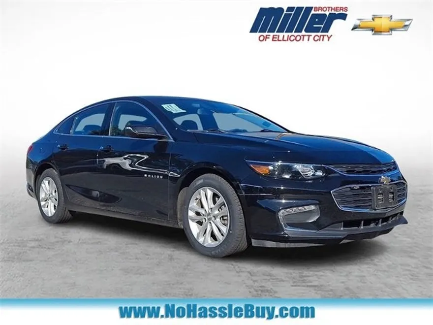 2018 Chevrolet Malibu 1LT photo 1
