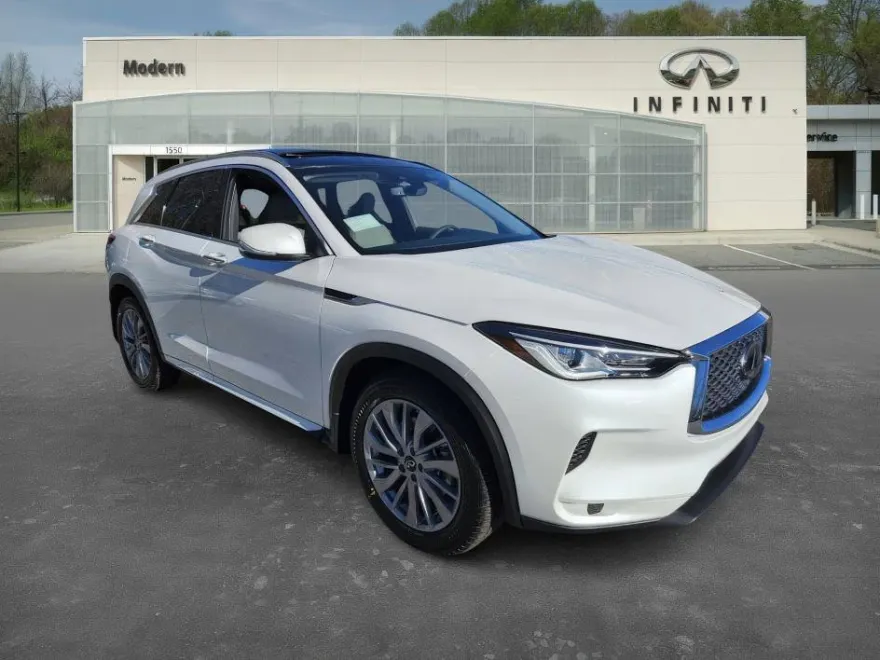 2025 Infiniti QX50 Luxe AWD photo 1