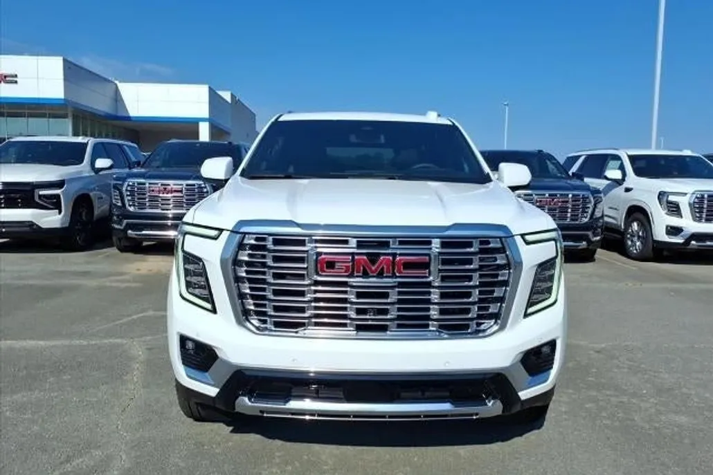 2025 Gmc Yukon XL Denali photo 1