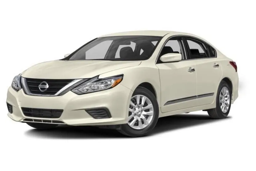 2017 Nissan Altima 2.5 SV photo 1