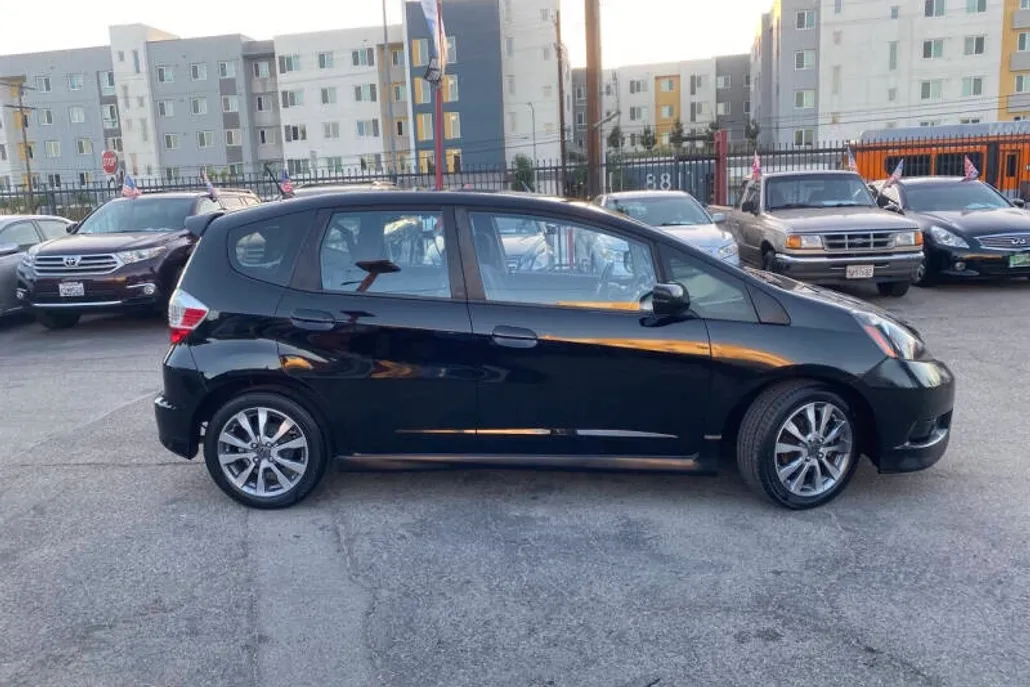 2013 Honda Fit Sport photo 1