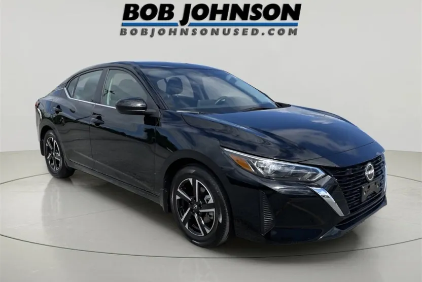 2025 Nissan Sentra SV photo 1
